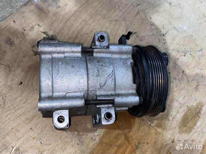 Компрессор кондиционера Ford Mondeo lll 2.0tdci