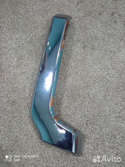 Накладка переднего бампера Mitsubishi Pajero 2015