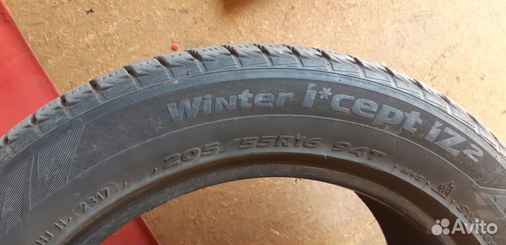 Hankook Winter I'Cept iZ 2 W616 205/55 R16 95T