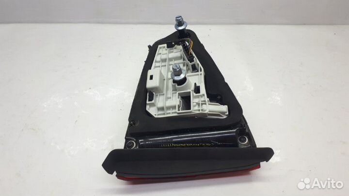 Фонарь задний правый Volkswagen Jetta 6 2.0 TDI