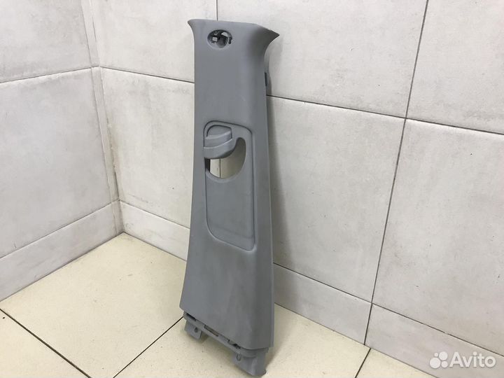 Обшивка стойки Mohave 2009