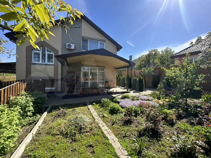 Дом 160 м² на участке 6 сот.