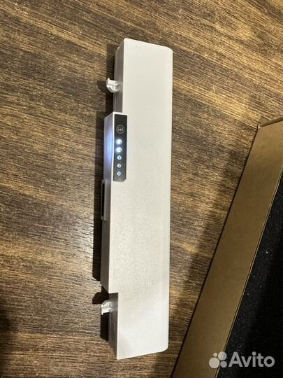 Новый белый аккумулятор samsung 11.1v 4400mAh