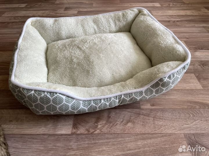 Лежанка для кошек