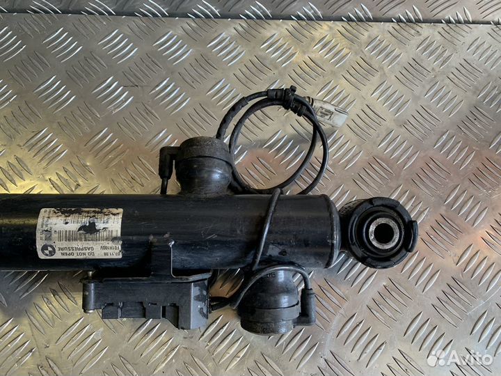 Задний левый амортизатор VDC BMW F01 F04