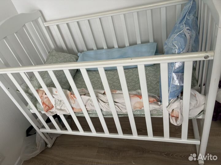 Детская кроватка