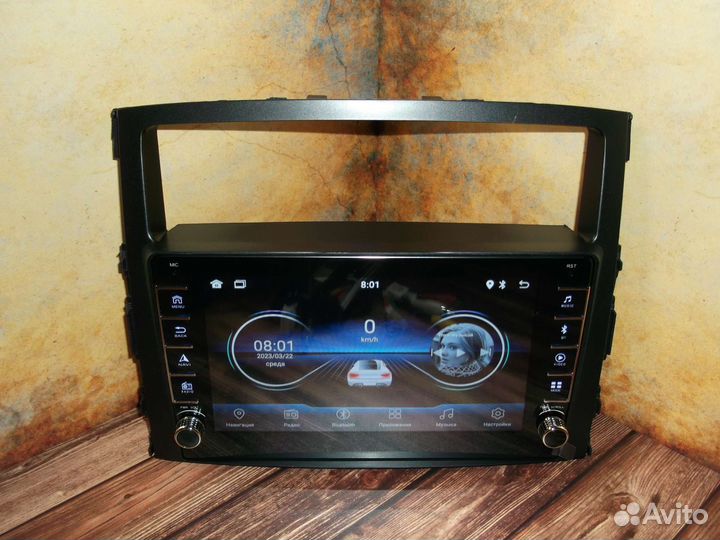 Магнитола Mitsubishi Pajero 4 Android с крутилками