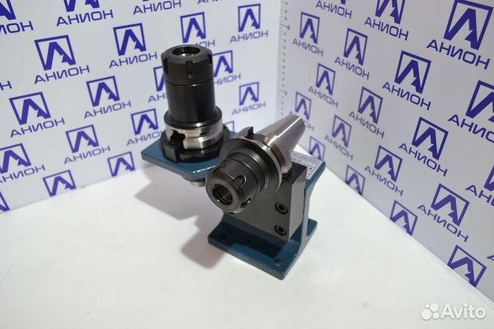 Вертикально-горизонтальный держатель оправок BT