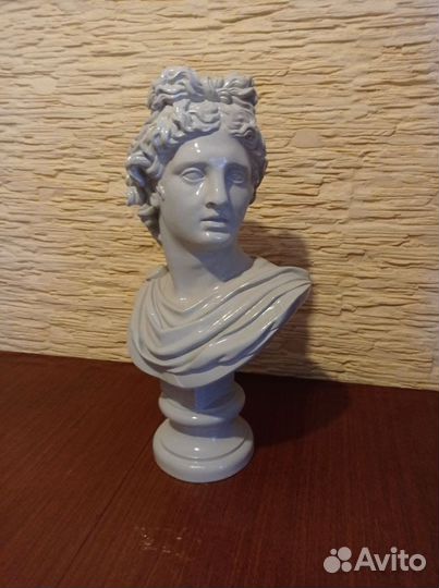 Бюст гипсовый цельнолитой Аполлон высота 50 см