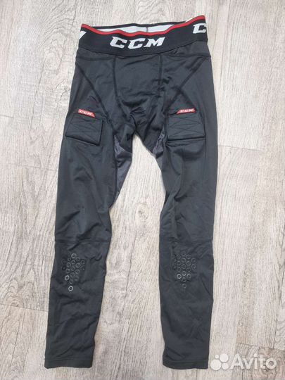 Хоккейные коньки, клюшки, шайбы, лезвия, нательное