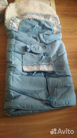 Комплект на выписку (конверт, шапочка и варежки)