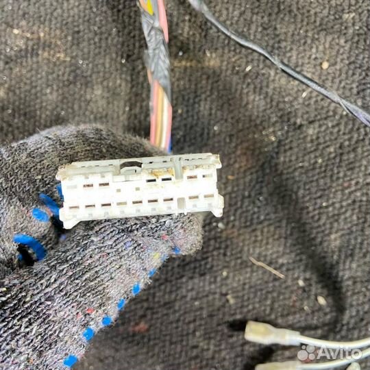 Проводка двери ваз X-RAY 2016