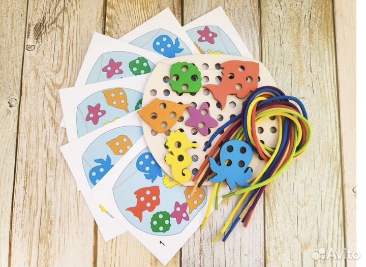 Игрушки шнуровки новые