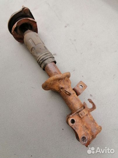 Стойка подвески Kia Rio 1 2000-2005