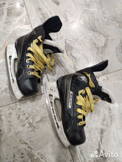 Хоккейные коньки bauer