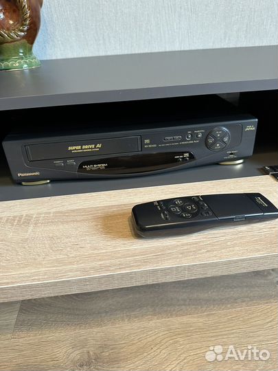 Видеомагнитофон panasonic NV-SD400