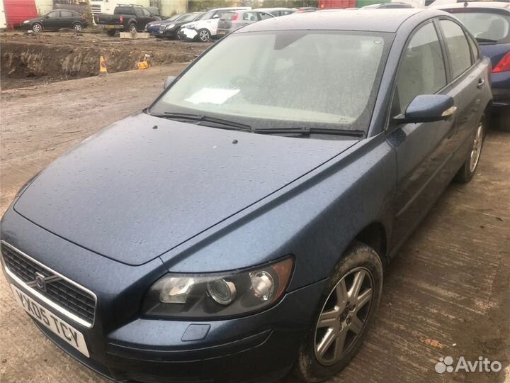 Разбор на запчасти Volvo S40 2004