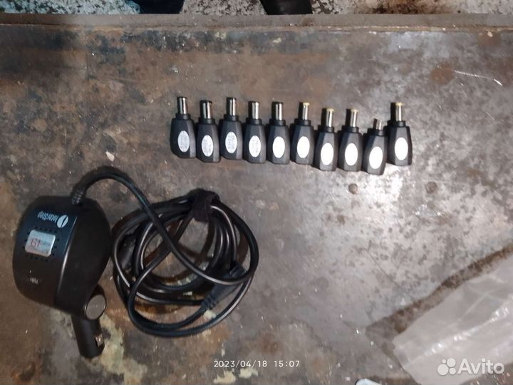 Блок питания для ноутбука автомобильное 12в