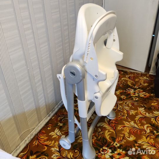 Стульчик детский для кормления