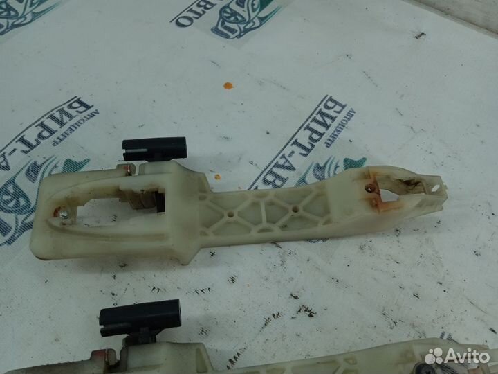 Кронштейн ручки двери правой SsangYong Actyon II (2010—2013)