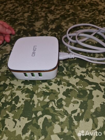 Сетевое зарядное устройство ldnio