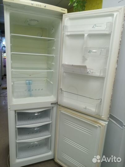 Холодильник Самсунг