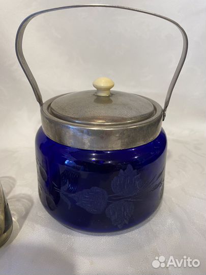 Кухонные сервировочные принадлежности