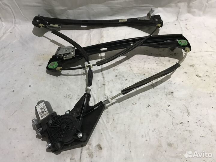 Стеклоподъемник электр. передний правый VW Polo Se