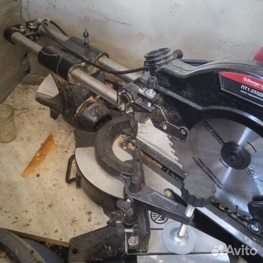 Пила торцовочная