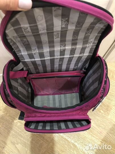 Школьный ранец