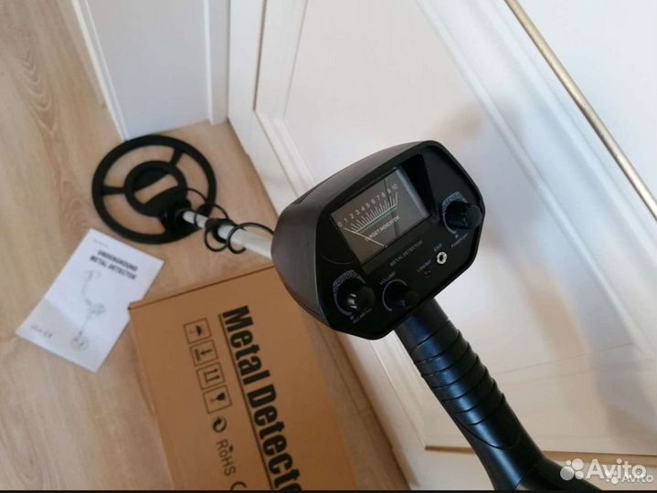 Металлоискатель новый