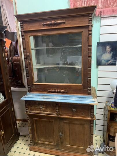 Буфет старинный антикварный. Массив