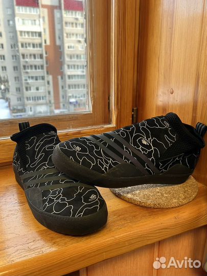 Adidas snowboard x Bape