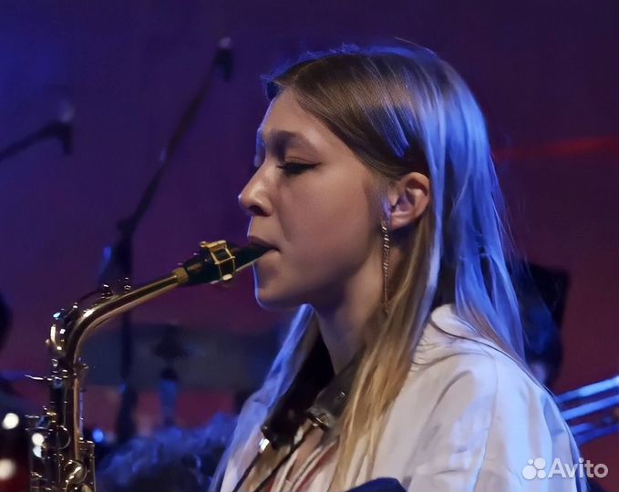 Музыкант и преподаватель Саксофон