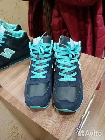 Кроссовки 39-40 размер
