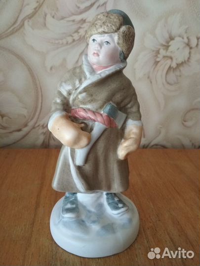 Фарфоровые статуэтки времен СССР