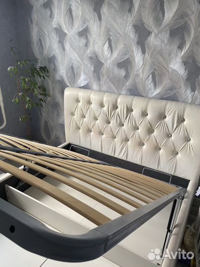 Кровать 180/200