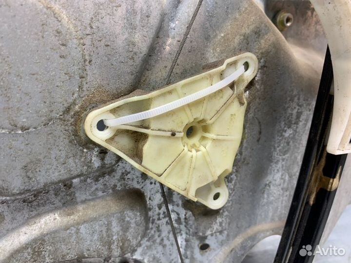 Стеклоподъемник электр. задний левый Volkswagen Pa