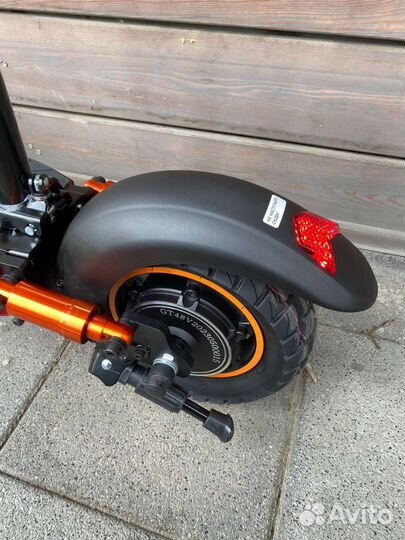 Электросамокат GT M4 pro с Аквозащитой