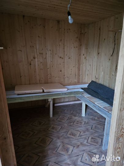Бытовка строительная утепленная 5.85х2.4х2.15 б/у