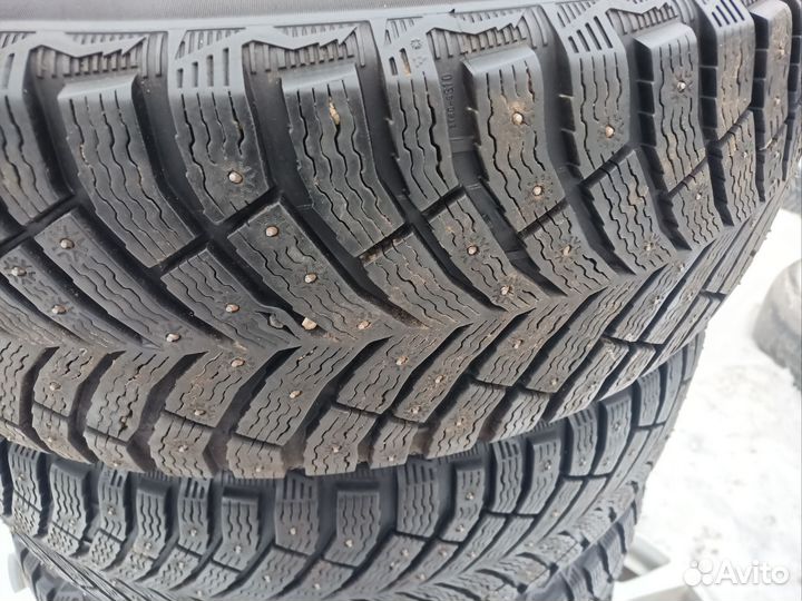 Michelin X-Ice North 4 SUV 235/65 R18 110T