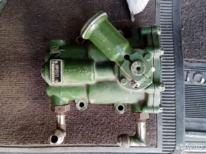 Ручной насос подкачки жидкости