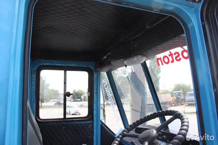 Трактор ХТЗ Т-150К, 2000