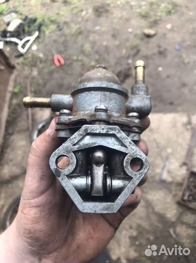 Бензонасос