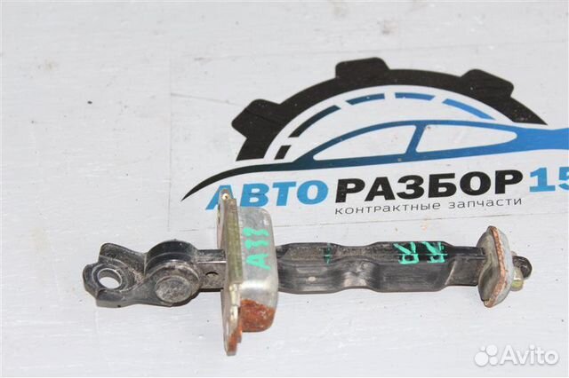 Ограничитель двери задний правый Nissan Cefiro A33