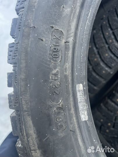 Michelin X-Ice North 4 235/45 R18 98T