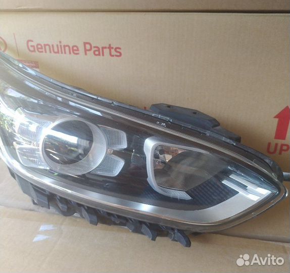 Фара передняя правая Kia Cerato BD 2019