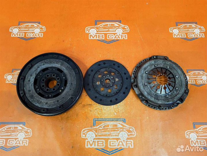 Маховик МКПП W638 V-class 111.978 1999