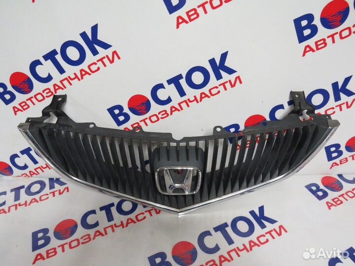 Решетка радиатора honda saber UA4