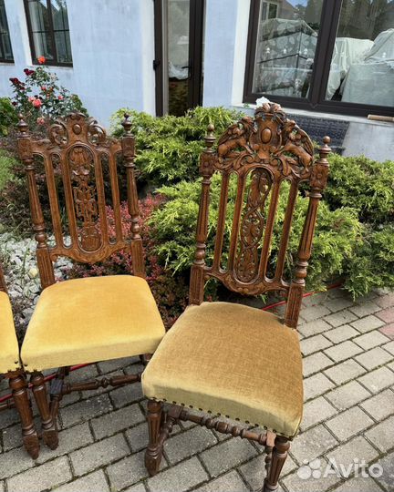 Антикварные стулья